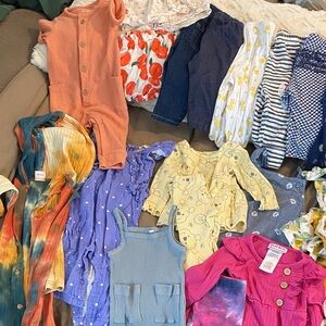 Bundle of 6 months Multicolor Baby Clothing Set